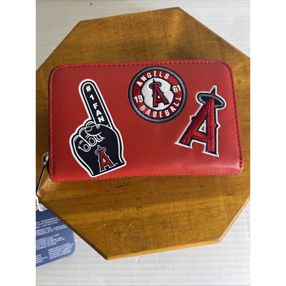 Loungefly MLB Los Angeles Angels‎ Zip Around Wallet Red Faux Leather NWT